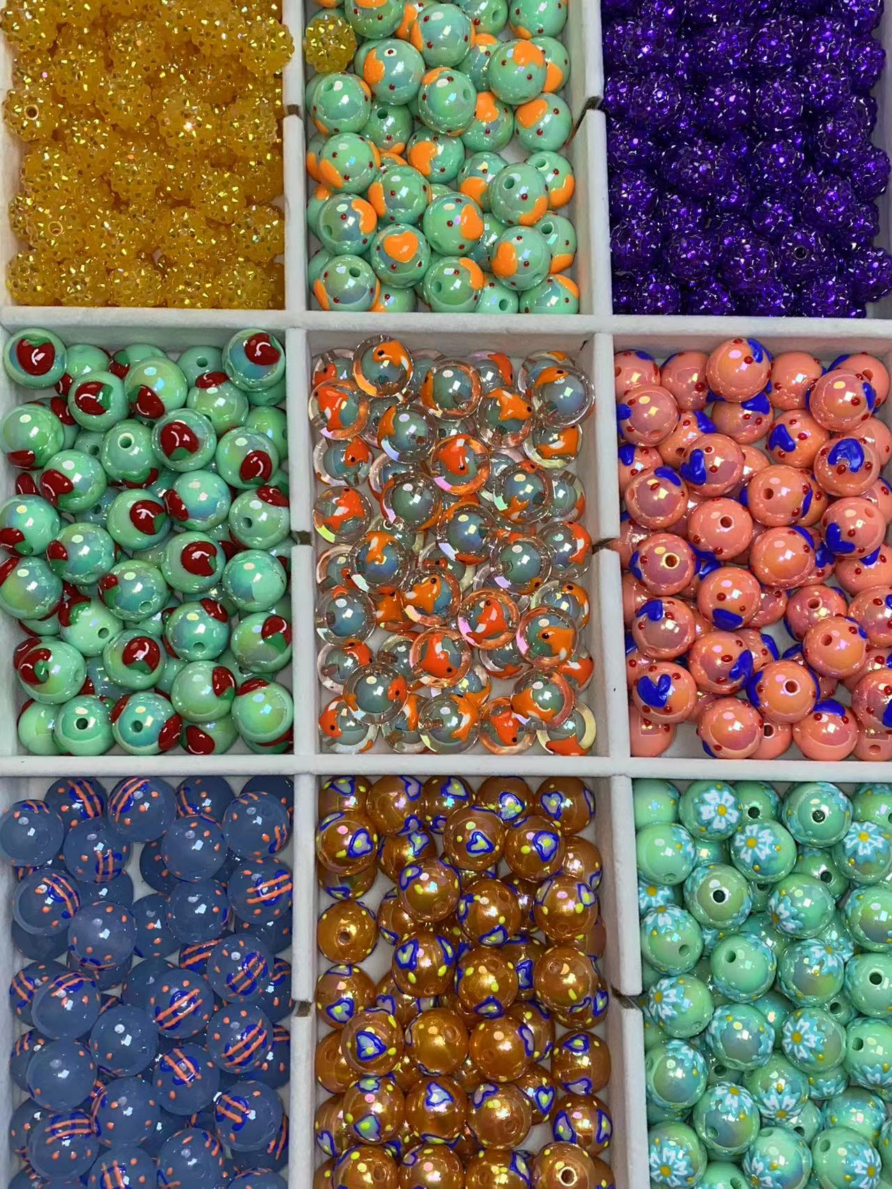 A04 【 HOT SALE】Mix Handmade painting Beads ( Live Packing )